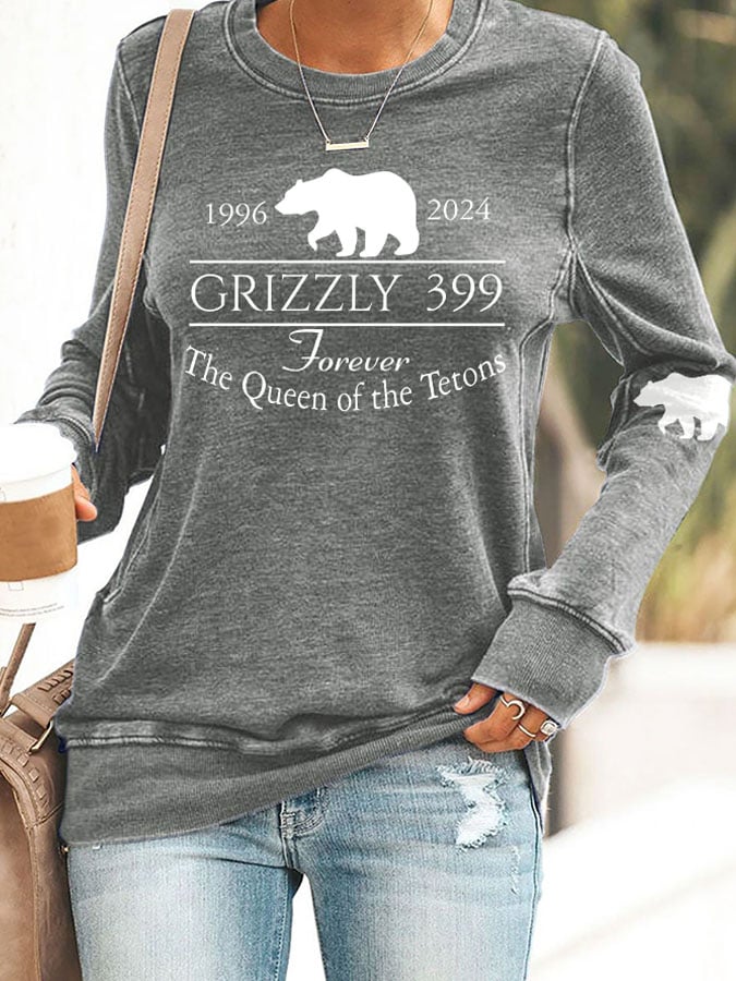 Retro Grizzly 399 Forever The Queen Of The Tetons 1996-2024 Print Sweatshirt