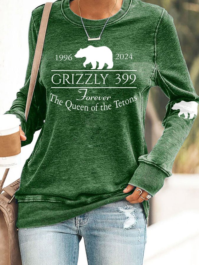 Retro Grizzly 399 Forever The Queen Of The Tetons 1996-2024 Print Sweatshirt