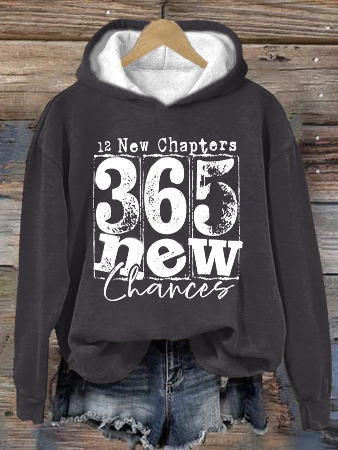 Kapuzenpullover mit „12 New Chapters 365 New Chances“-Print für Damen